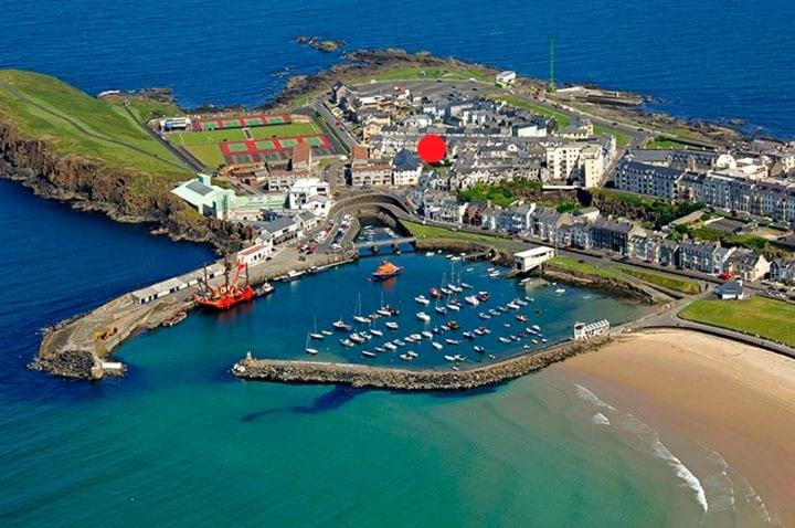 2 Princess Green - Portrush By The Sea Eksteriør bilde